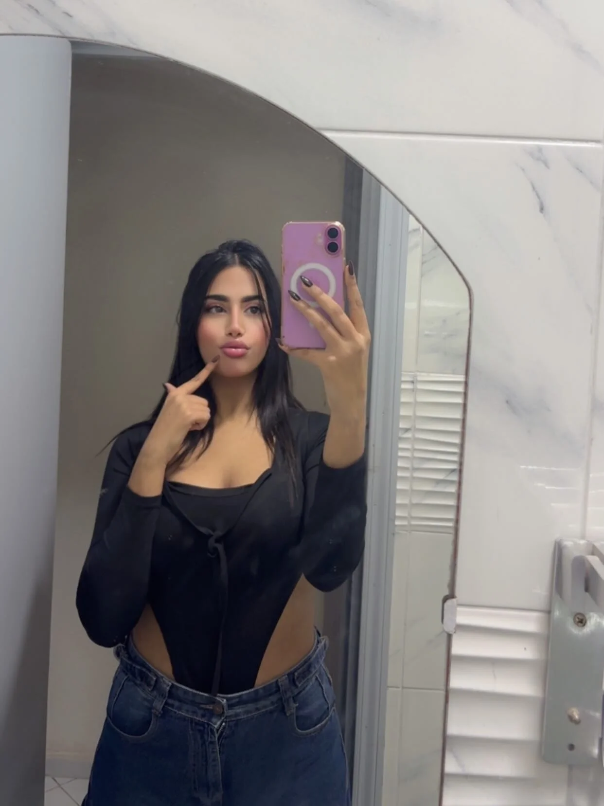 XXX Porn Photo of Nude Queen_Rahaf 5