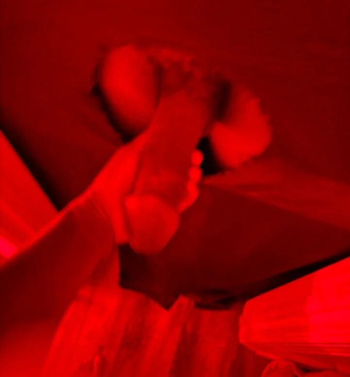 XXX Porn Photo of Nude Gifttheskimaskboy420 6