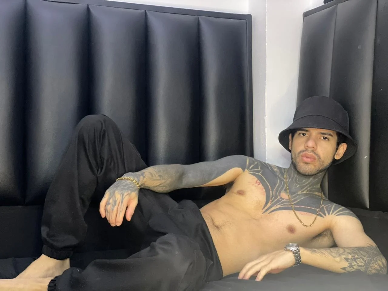XXX Porn Photo of Nude BlackTattooKing 6