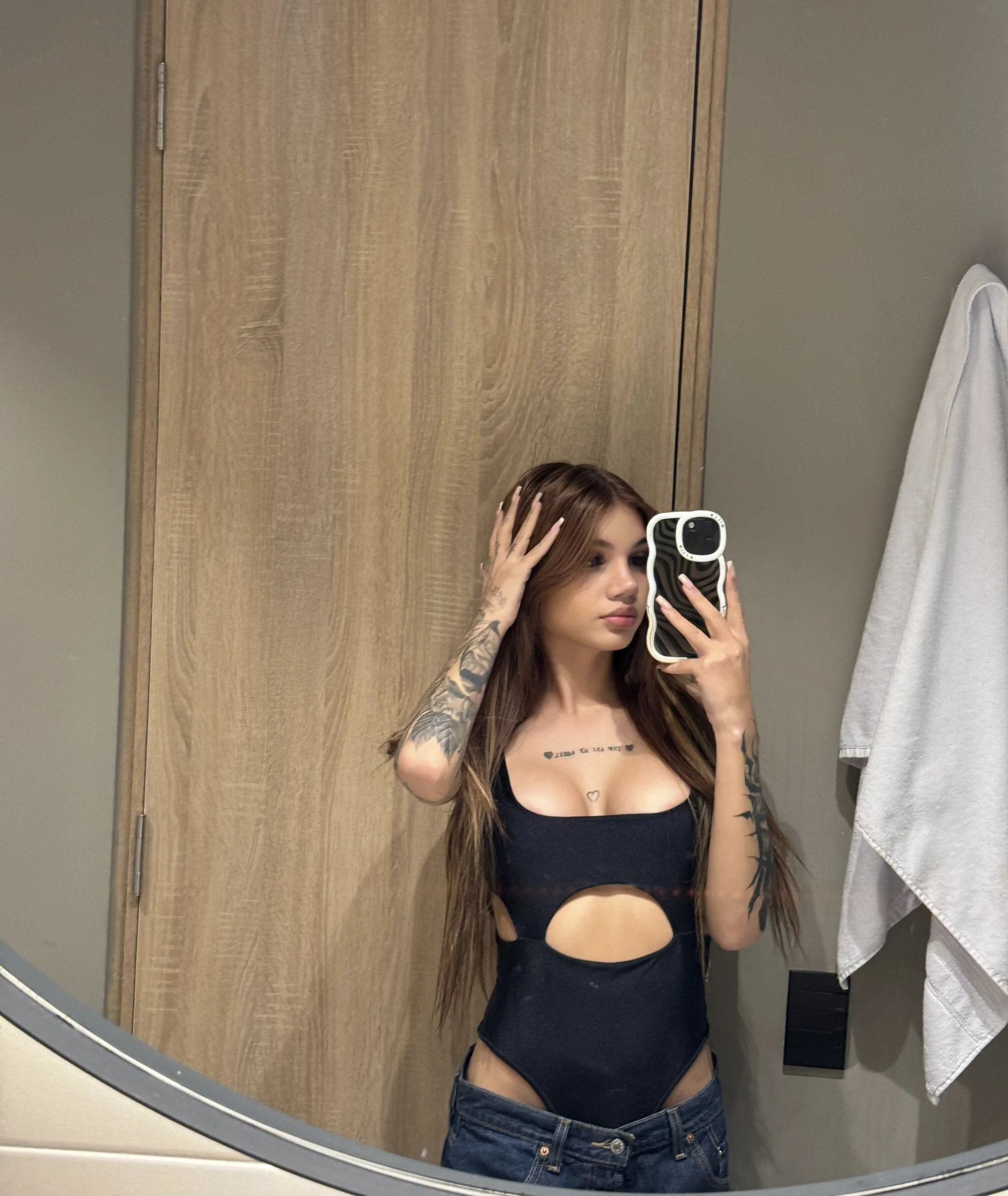 XXX Porn Photo of Nude im_anie 2