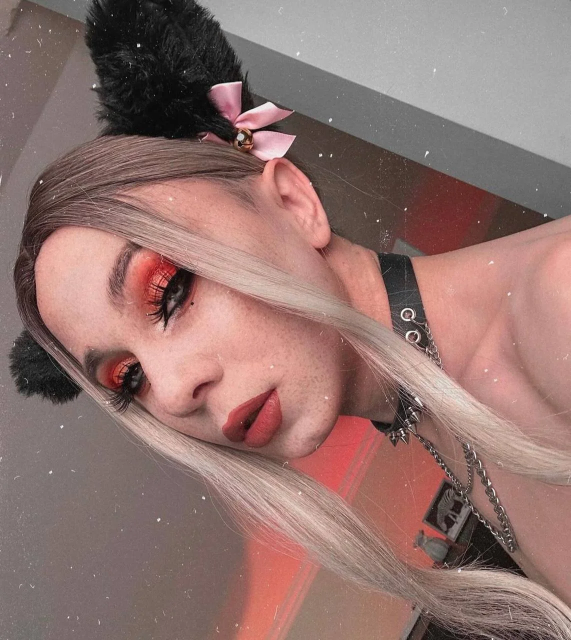 XXX Porn Photo of Nude Shiny_Jennifer 2