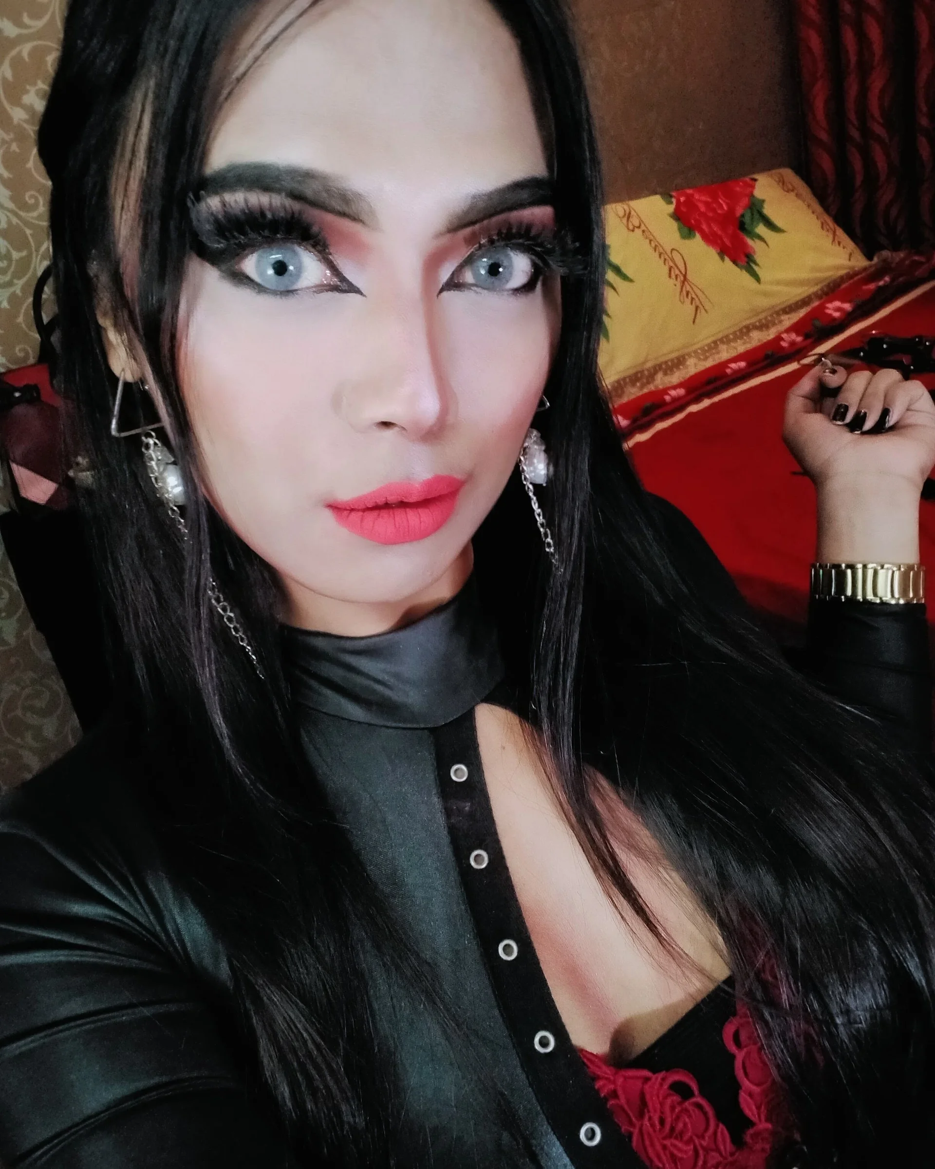 XXX Porn Photo of Nude urtransmistressx 8