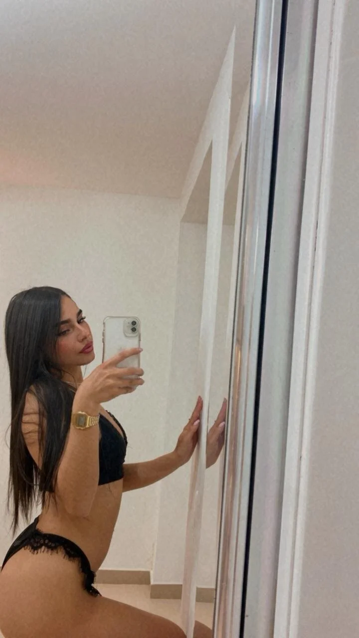 XXX Porn Photo of Nude Emilly_s 2