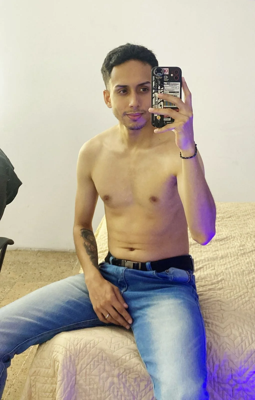 XXX Porn Photo of Nude Zack_isback 2