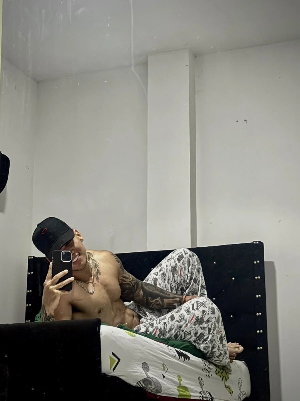 XXX Porn Photo of Nude Mrbig_maximo 3