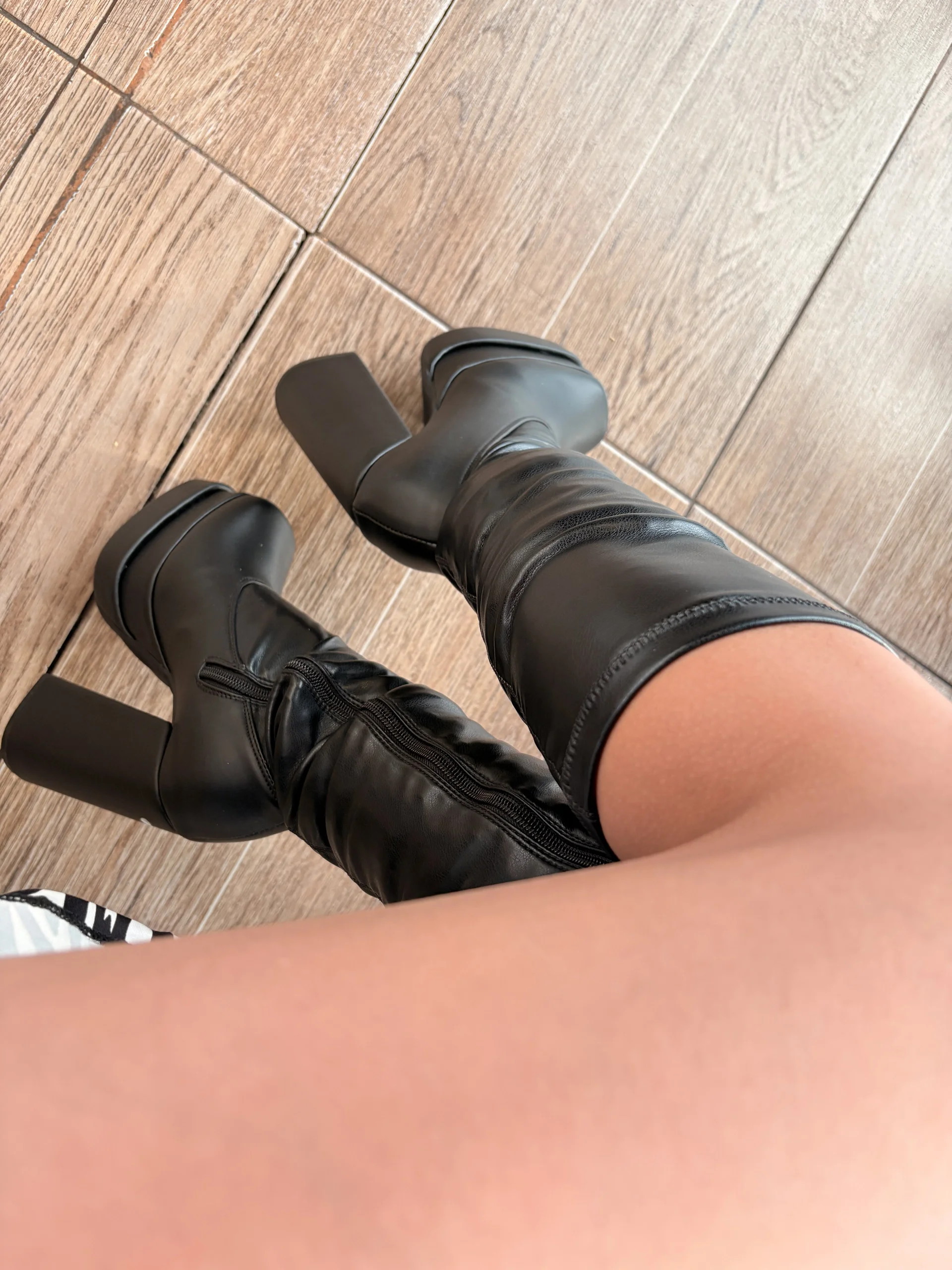 XXX Porn Photo of Nude ahri_moon1 22