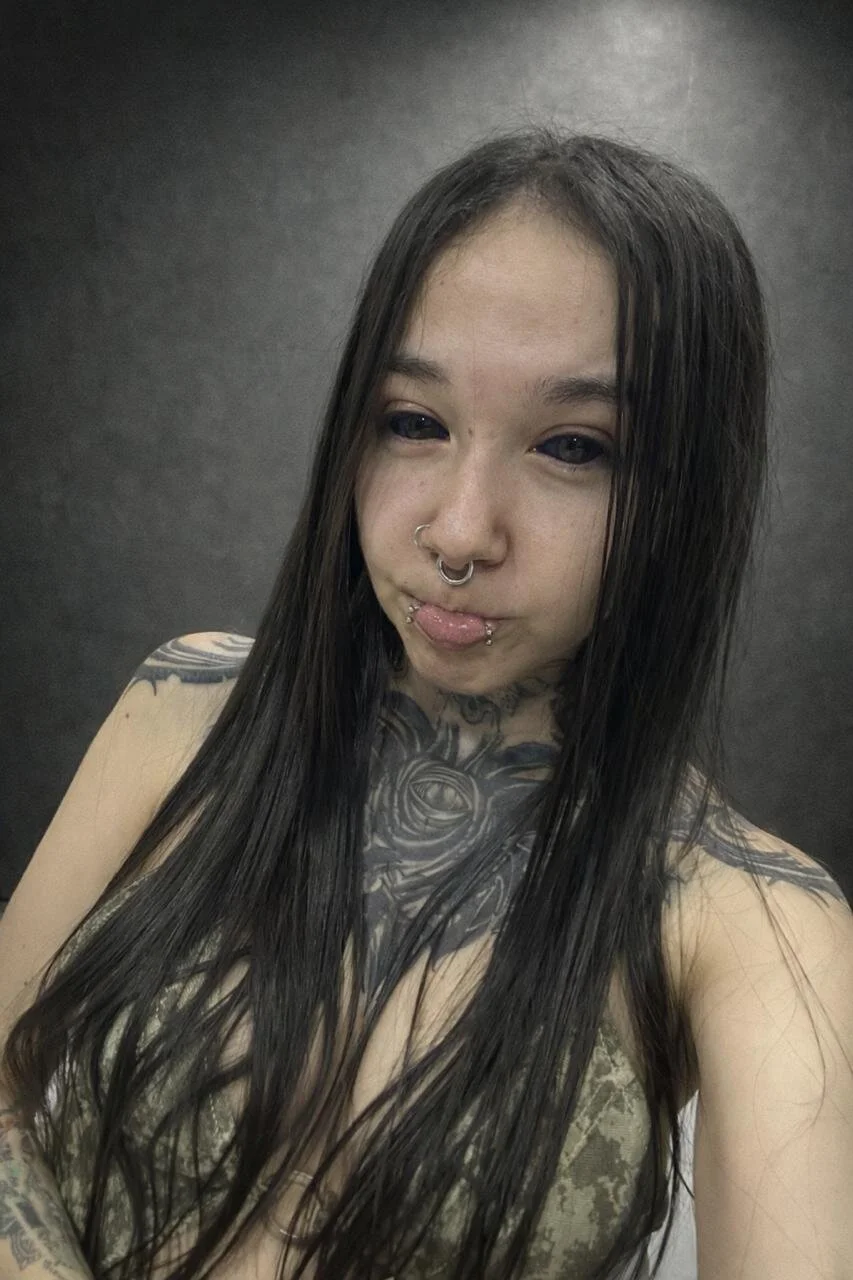XXX Porn Photo of Nude alien_eyes09 3
