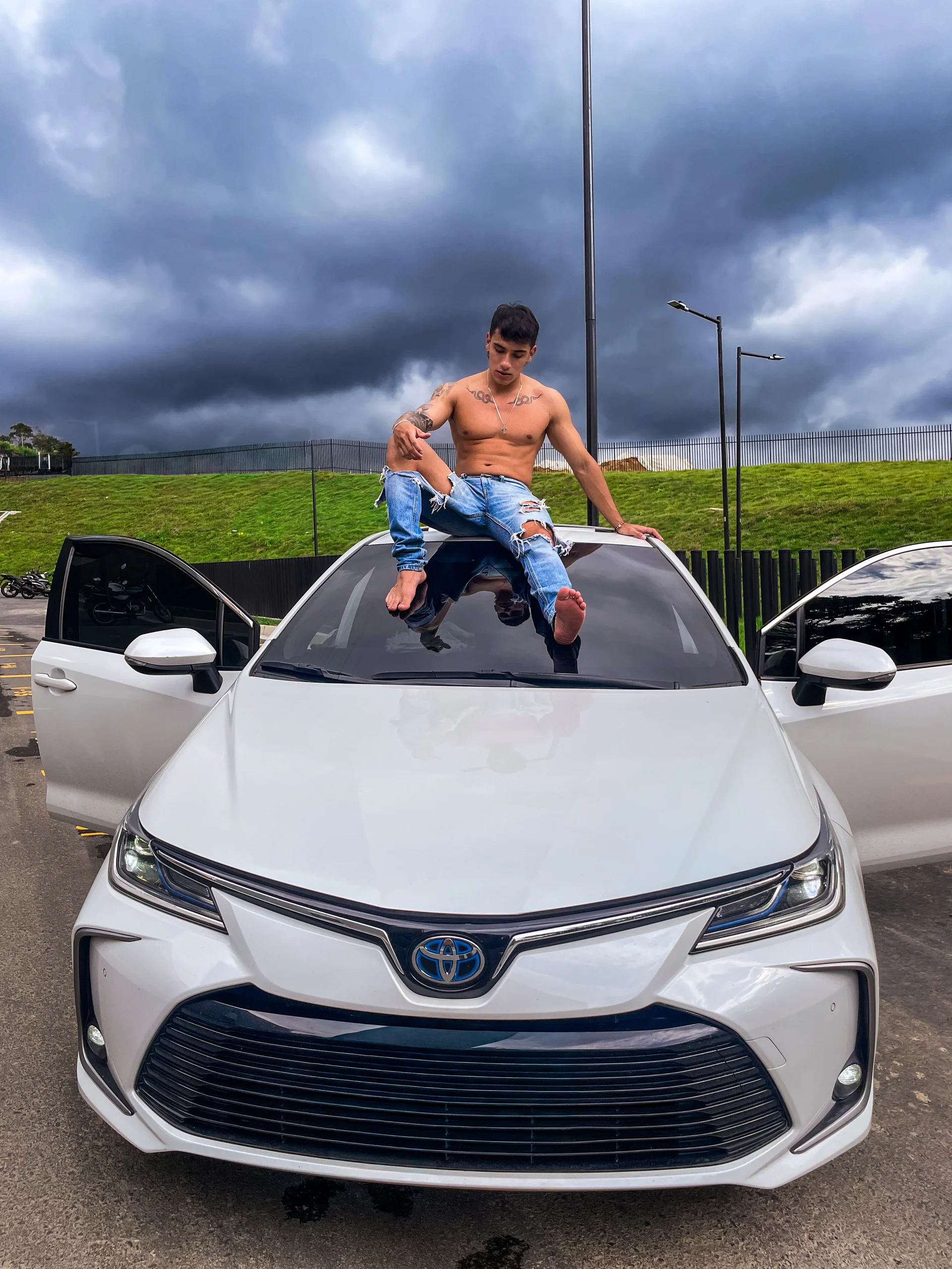 XXX Porn Photo of Nude joseph_boy 32