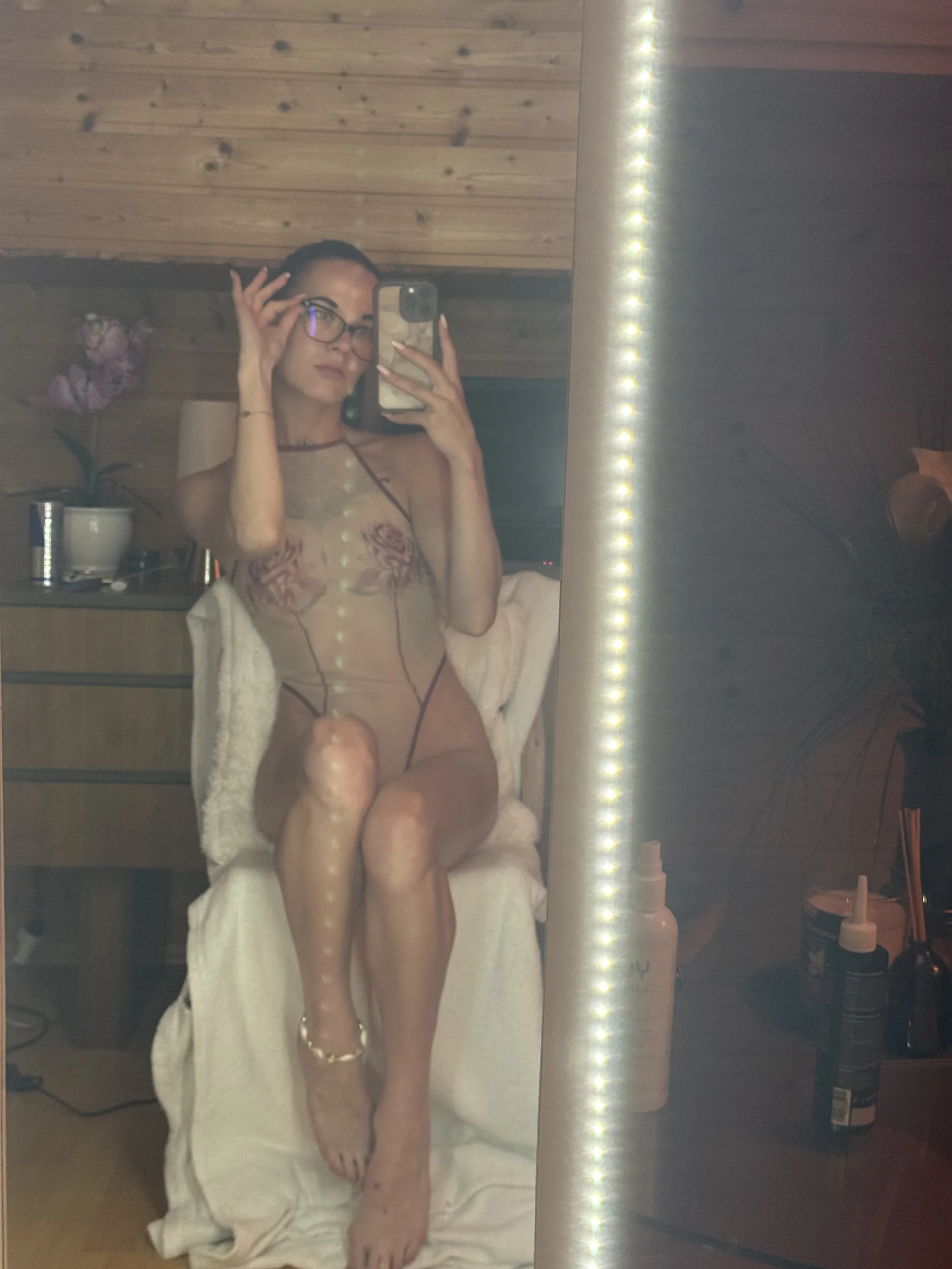 XXX Porn Photo of Nude feuchtes__traumchen 11