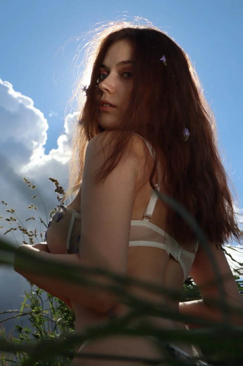 XXX Porn Photo of Nude Alice_neon 8