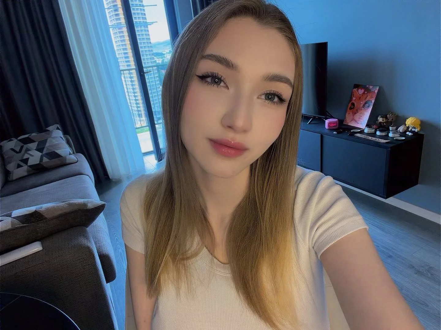 XXX Porn Photo of Nude AveryBerkson 37