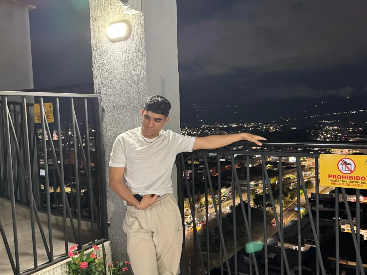 XXX Porn Photo of Nude zack_joness18 102