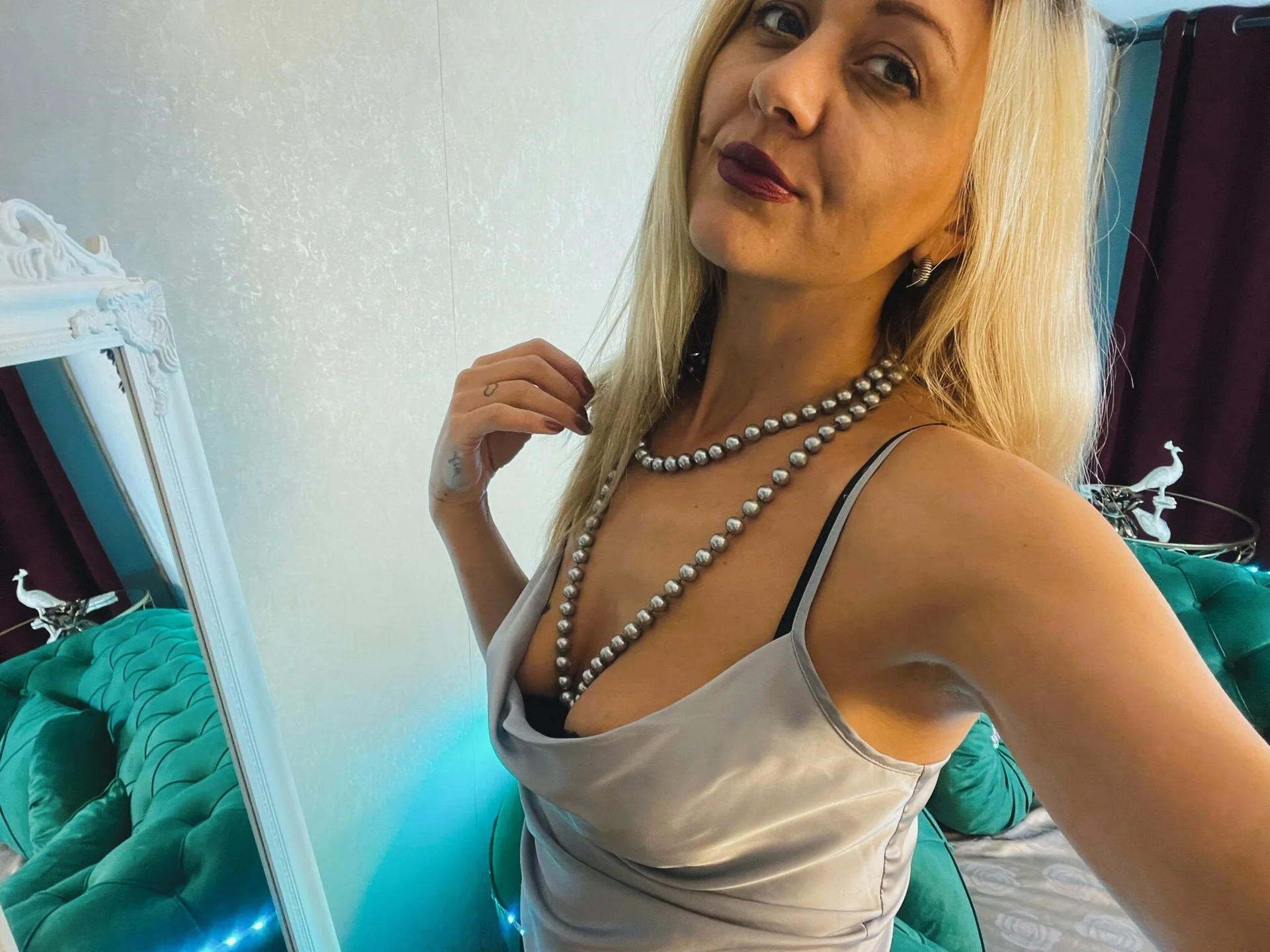 XXX Porn Photo of Nude EllaMilf_ 47