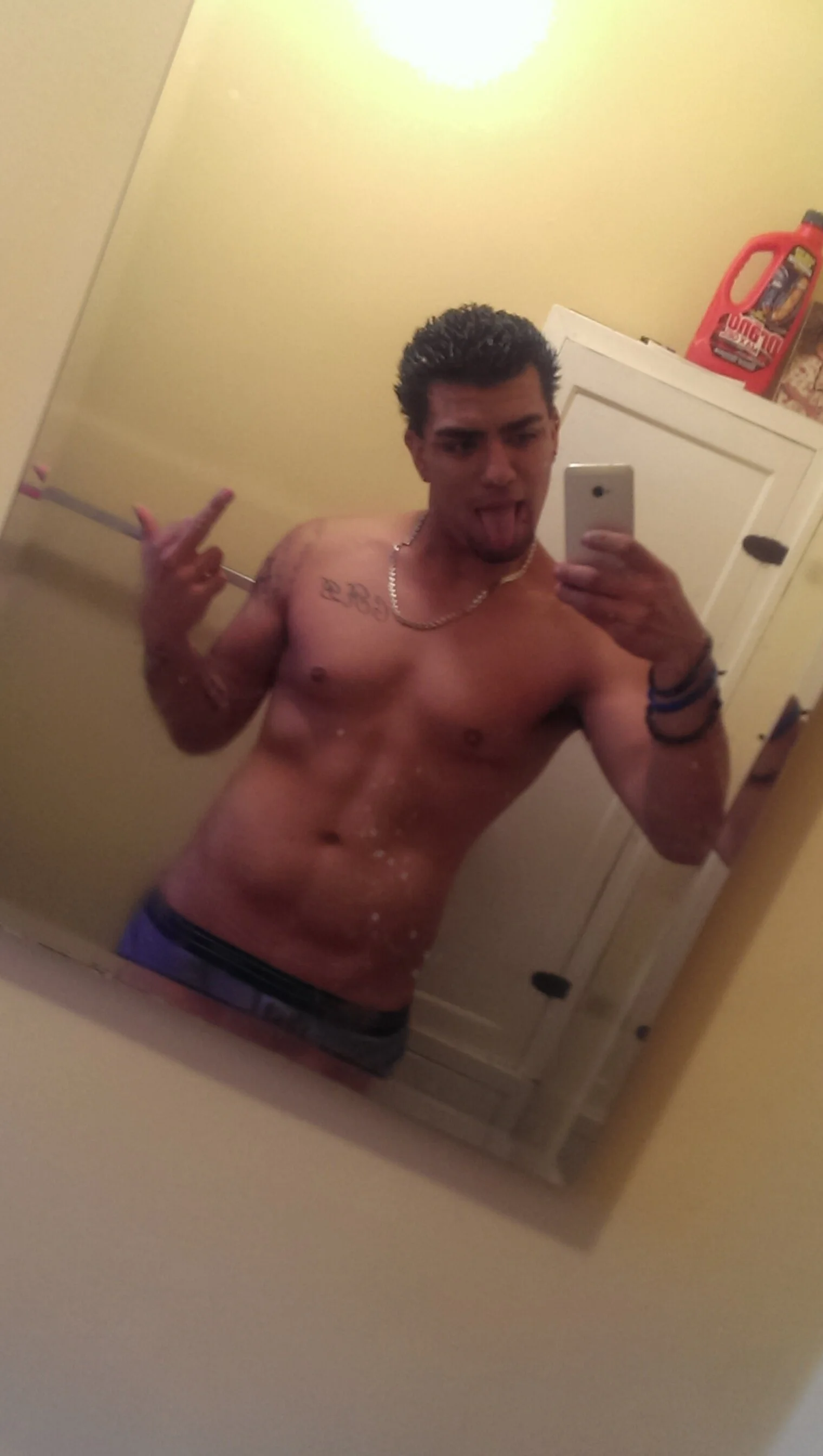 XXX Porn Photo of Nude jakethesnake95111 1