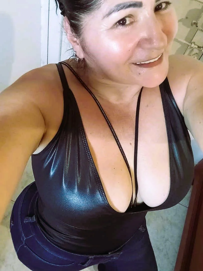 XXX Porn Photo of Nude mature_bigboobs10 11