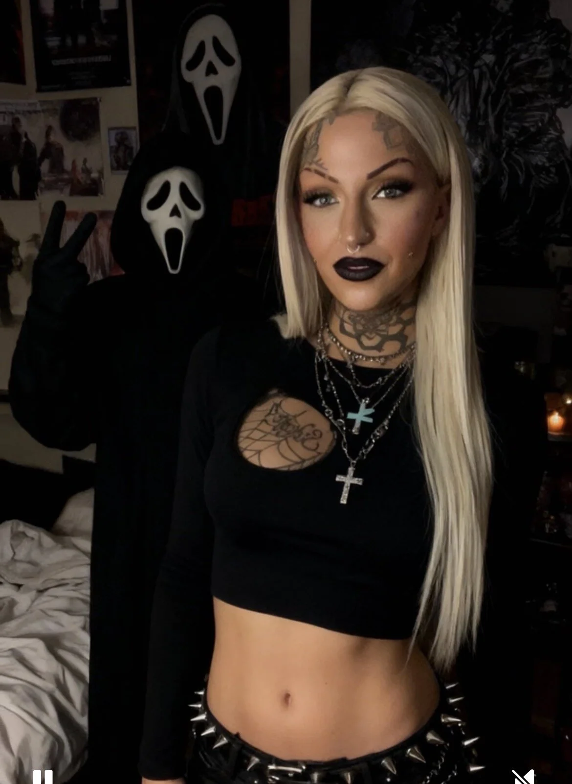 XXX Porn Photo of Nude RoxxyInk 38