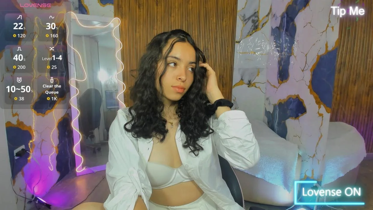 XXX Porn Photo of Nude Alyce_tay1 8