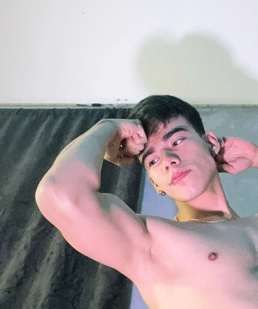 XXX Porn Photo of Nude Alejandro_karter18 11