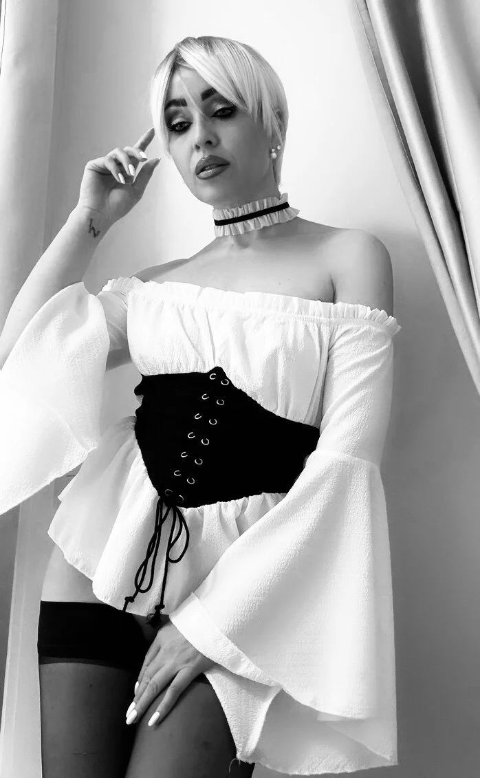 XXX Porn Photo of Nude LuanaColucci 45