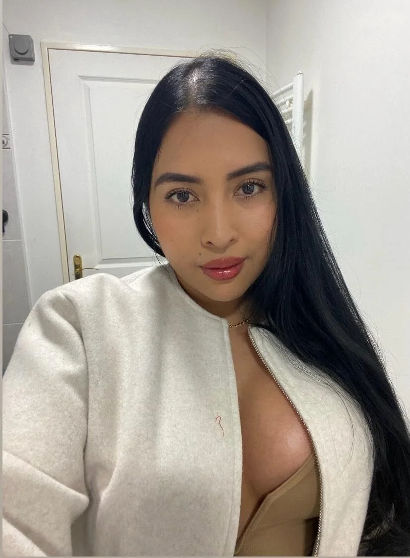 XXX Porn Photo of Nude michele_jones 6