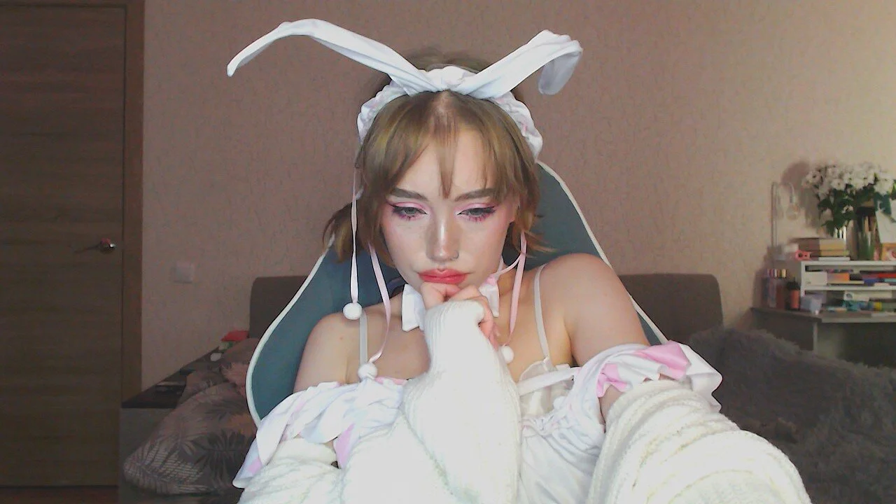 XXX Porn Photo of Nude cutefrendlyuser 1