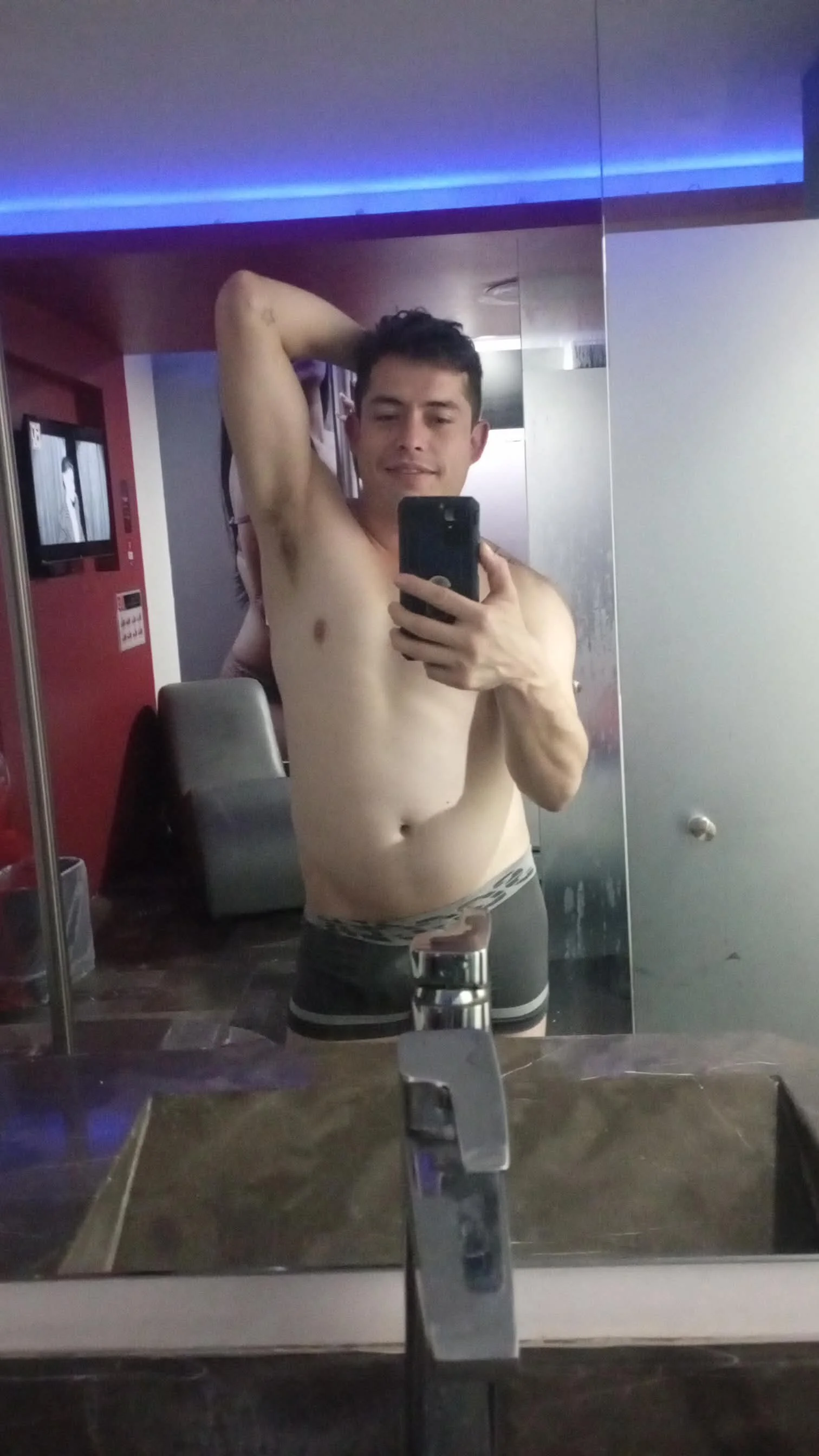 XXX Porn Photo of Nude PitudoWuero 3