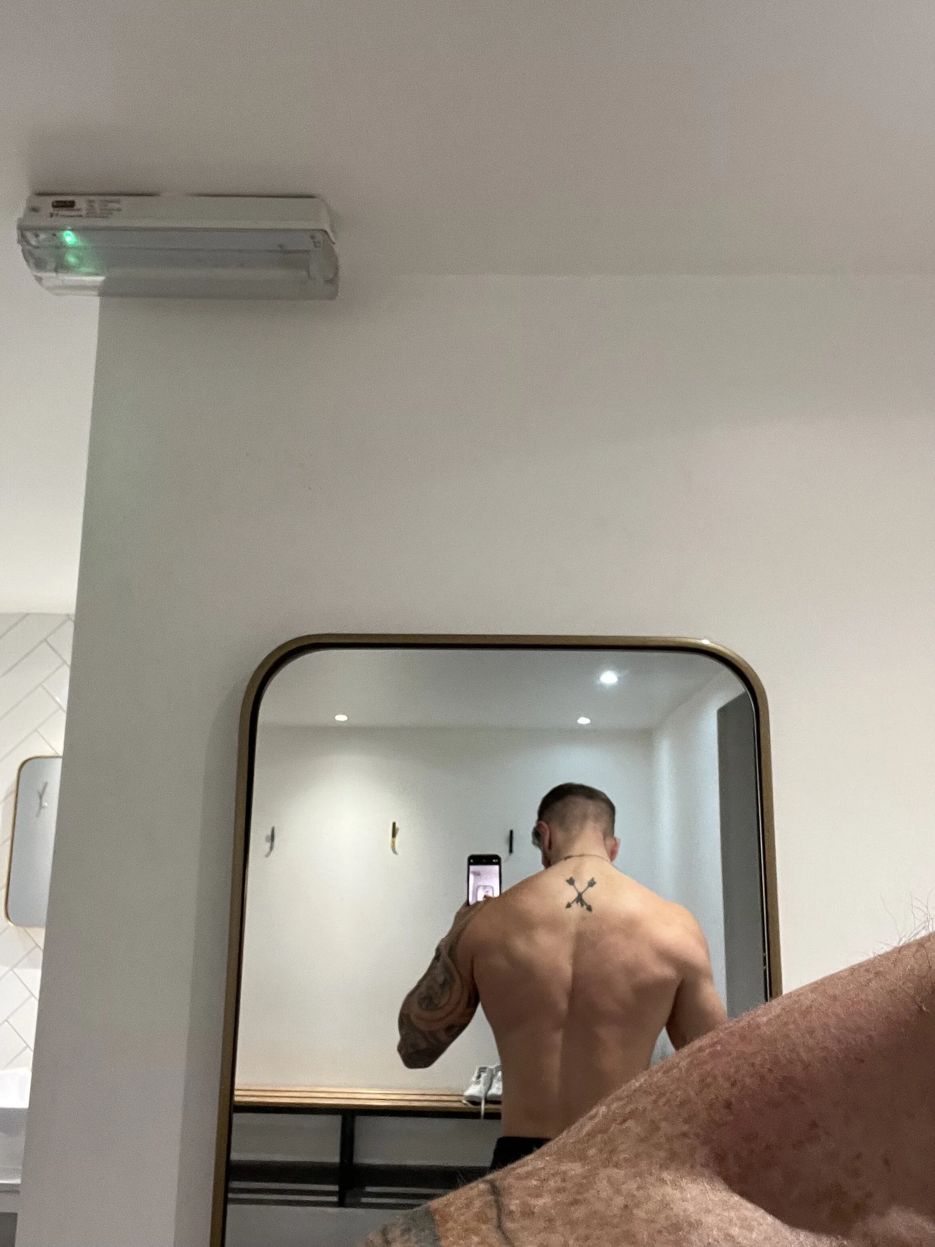 XXX Porn Photo of Nude Oops211 4