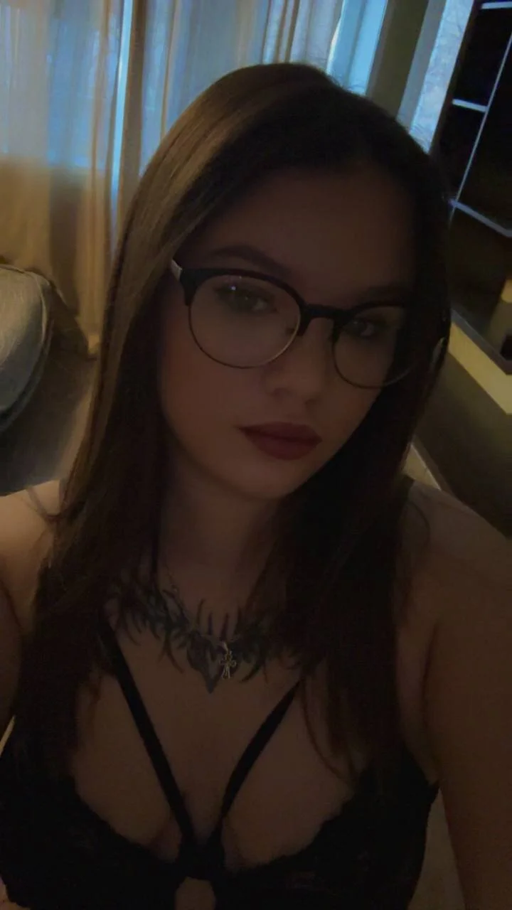 XXX Porn Photo of Nude LunaVire 3