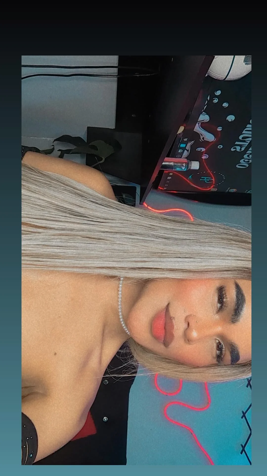 XXX Porn Photo of Nude kristiingaines 2