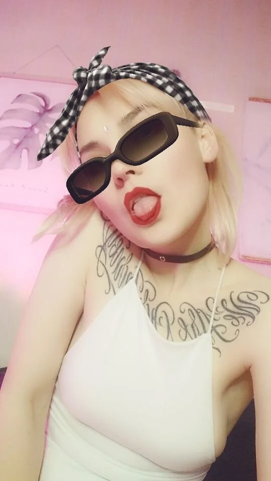 XXX Porn Photo of Nude mischellemeow13 6