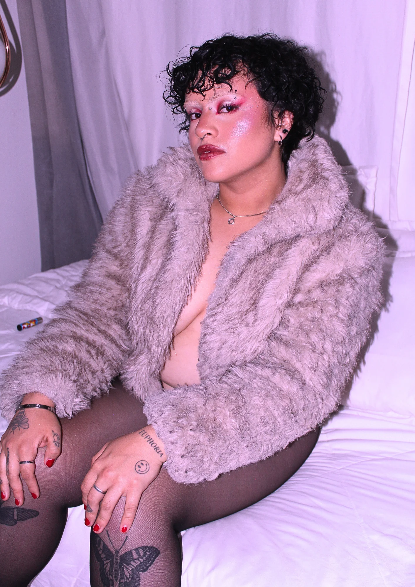 XXX Porn Photo of Nude Alaska_deluxe 20