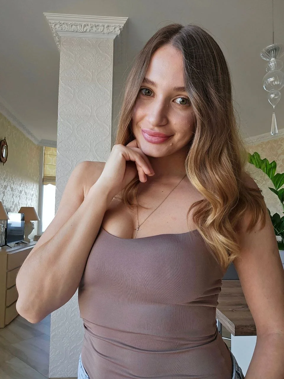 XXX Porn Photo of Nude LadyMillionn 12