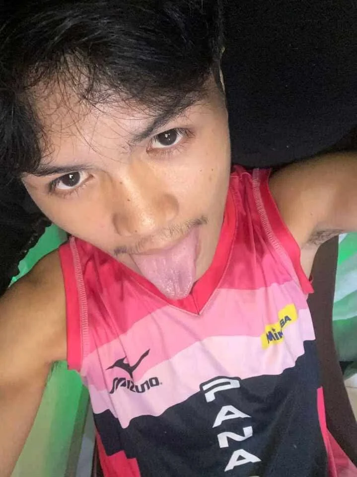 XXX Porn Photo of Nude sweetguy_forth 2
