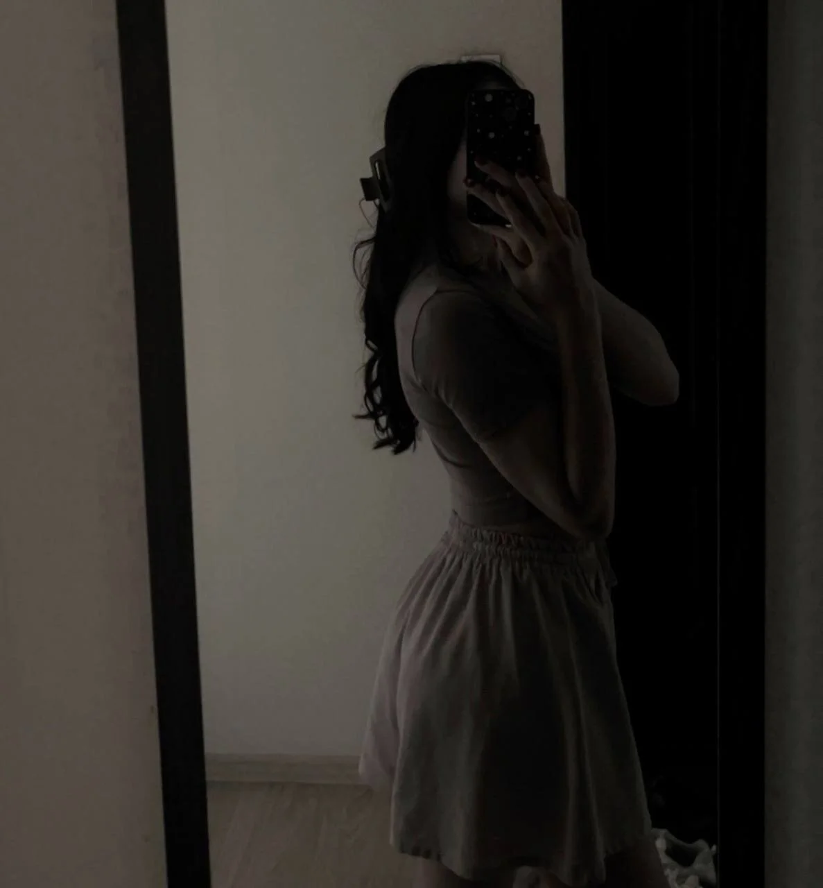 XXX Porn Photo of Nude SkinyJoys 3