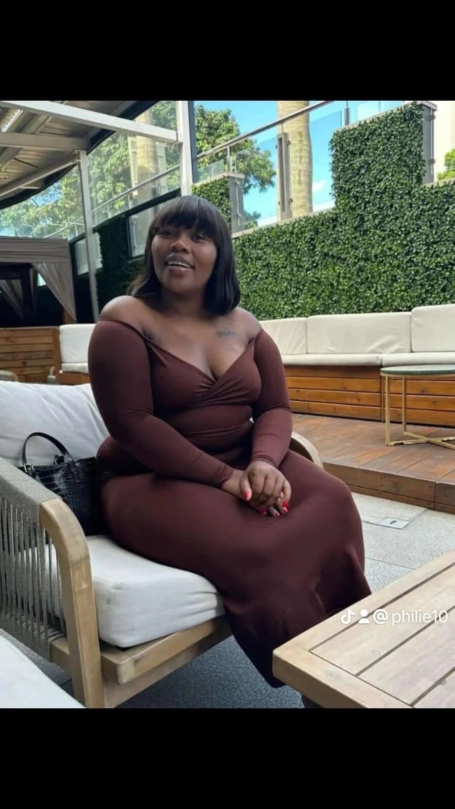 XXX Porn Photo of Nude curvycloe1 5