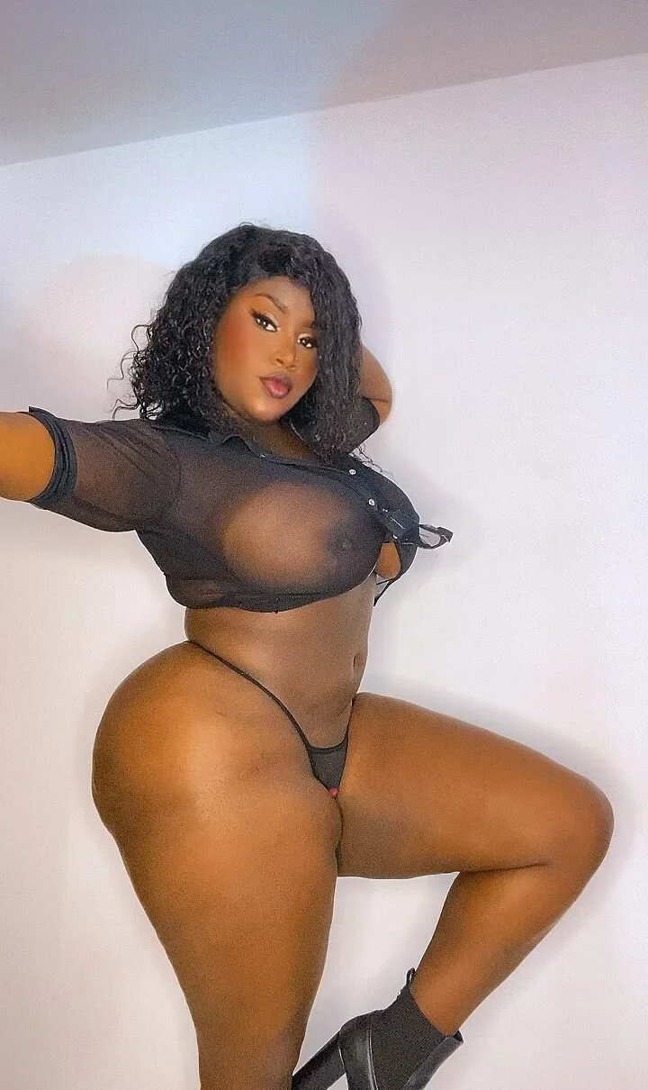 XXX Porn Photo of Nude blaisysmith 222