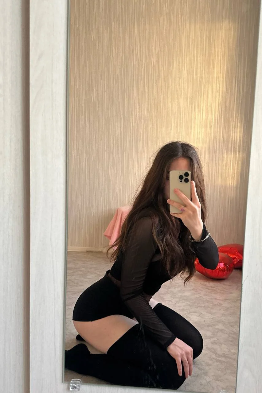 XXX Porn Photo of Nude JeniceSourwine 113
