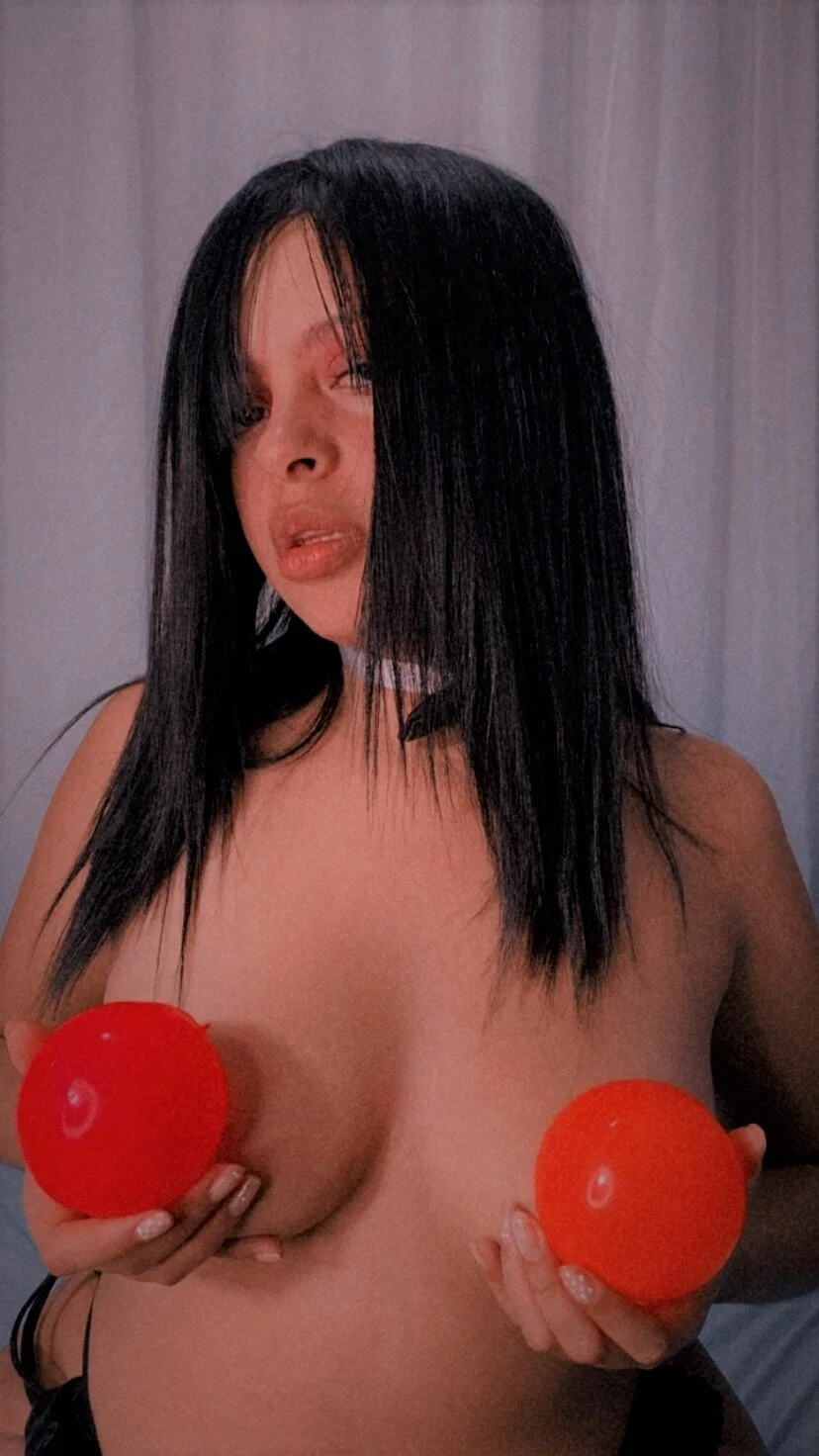 XXX Porn Photo of Nude swt-booty 2