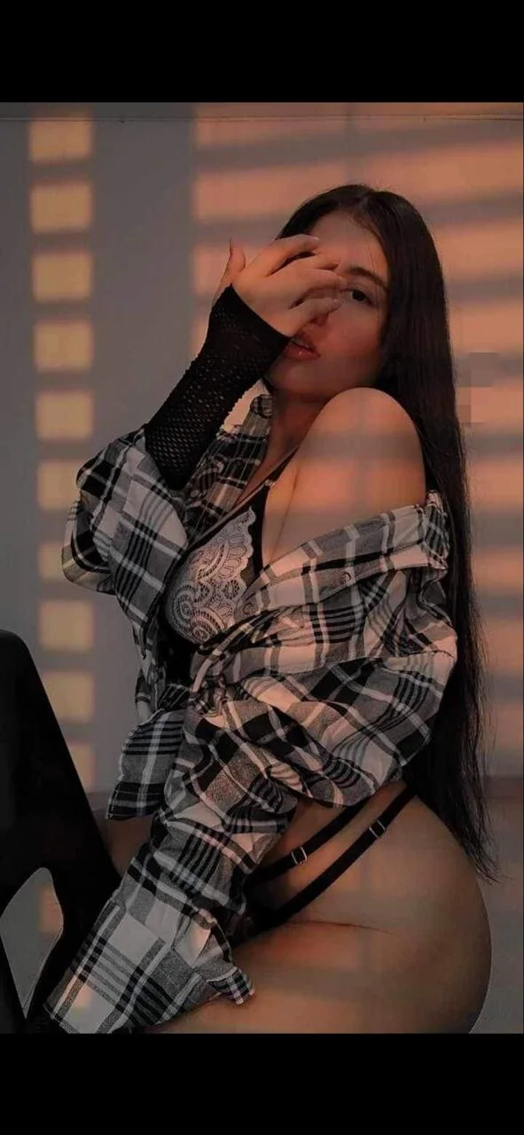 XXX Porn Photo of Nude shanakendall 23
