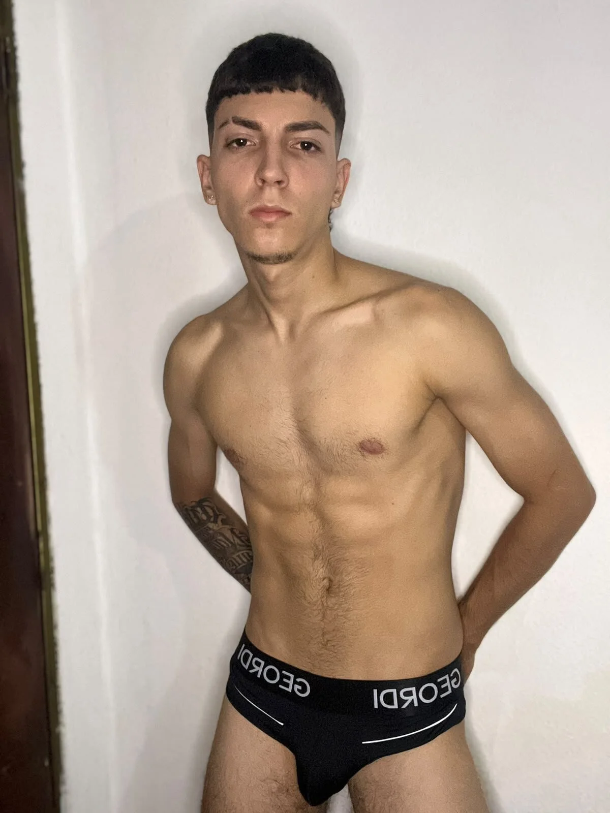 XXX Porn Photo of Nude Gian_Rossi 3