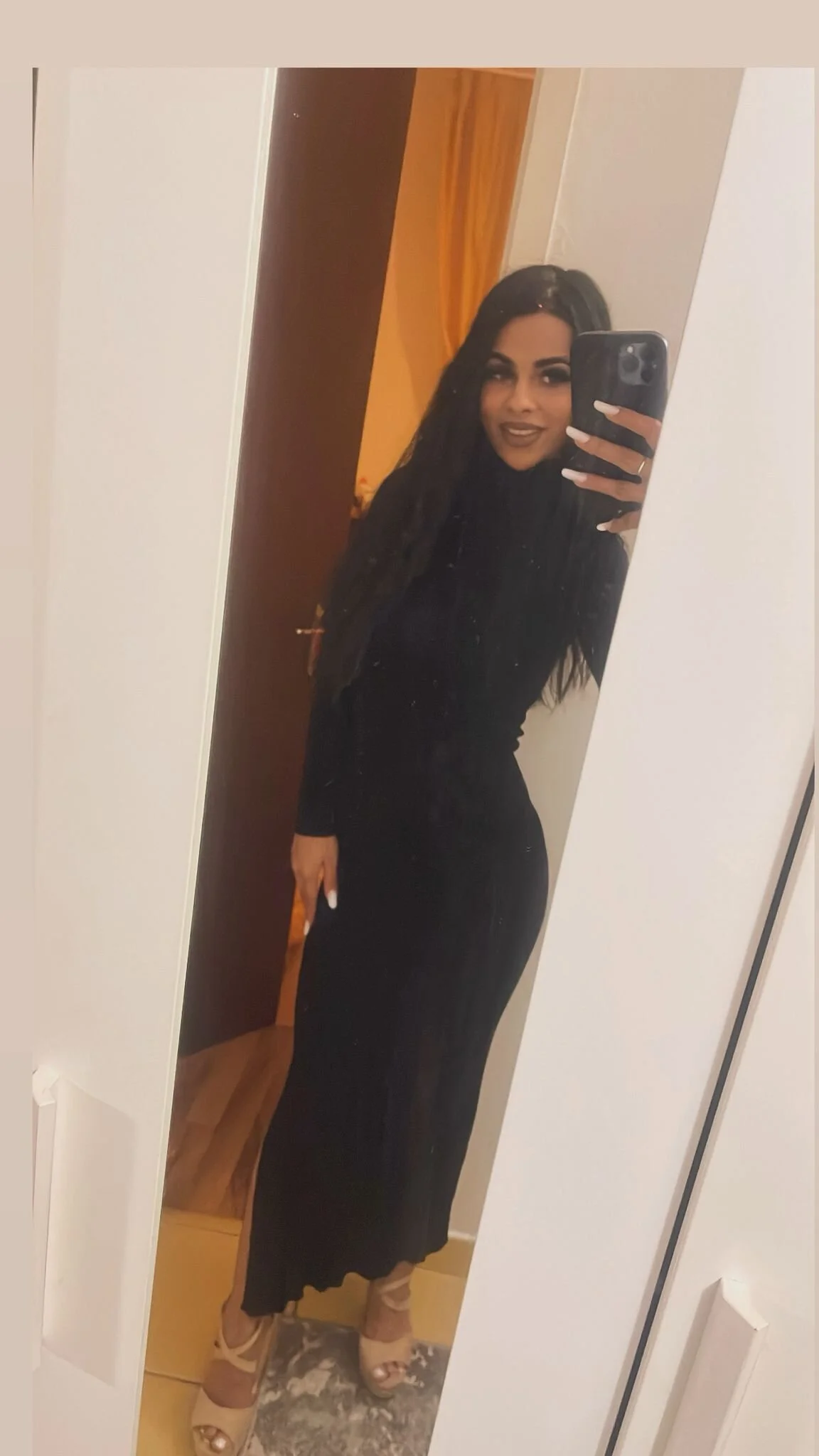 XXX Porn Photo of Nude SiennaCharm 8
