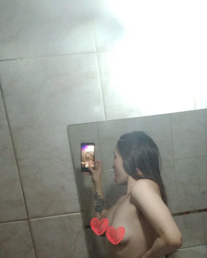 XXX Porn Photo of Nude frutillitaaok_ 4