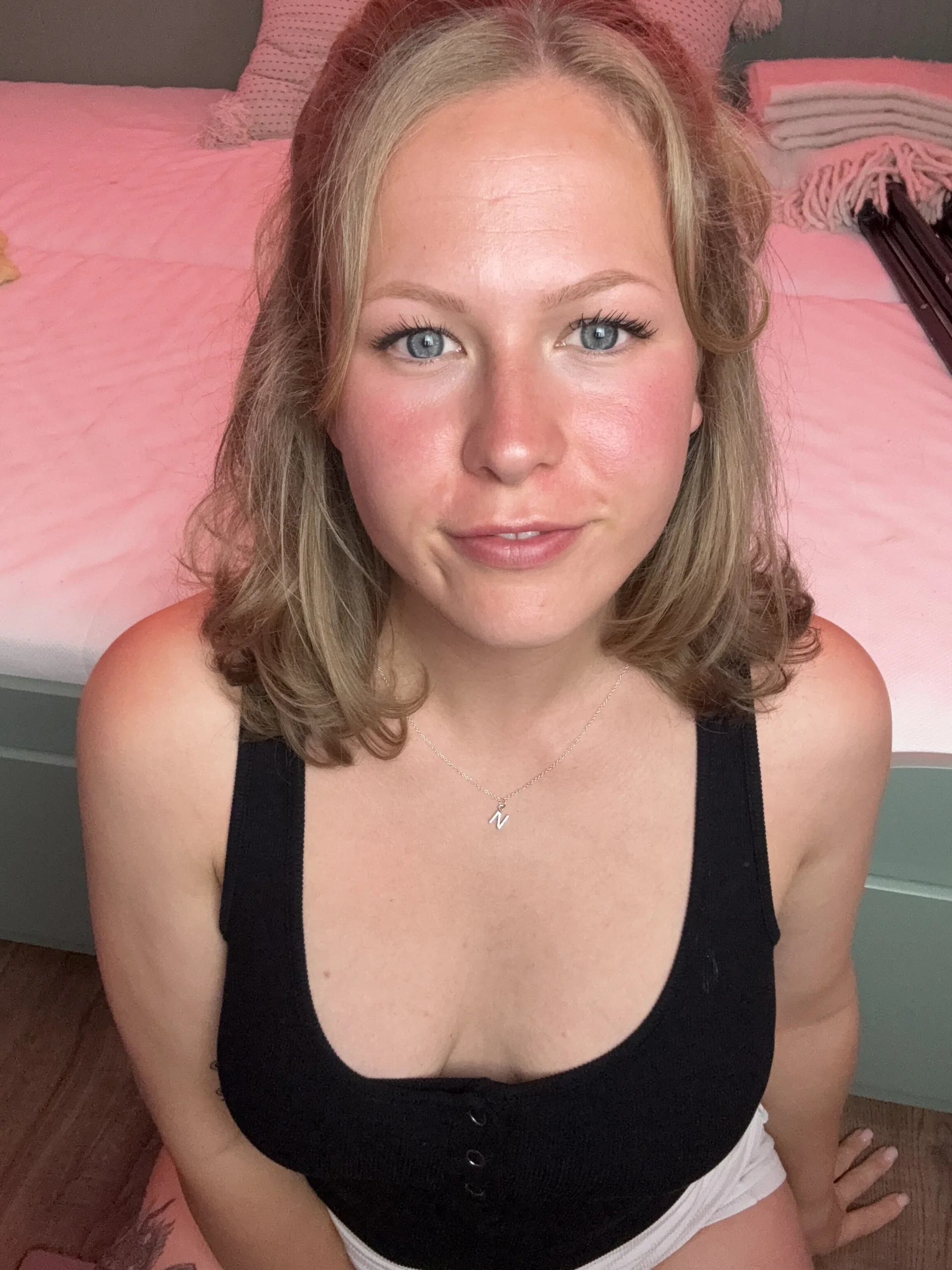 XXX Porn Photo of Nude igjuliameyvip 2