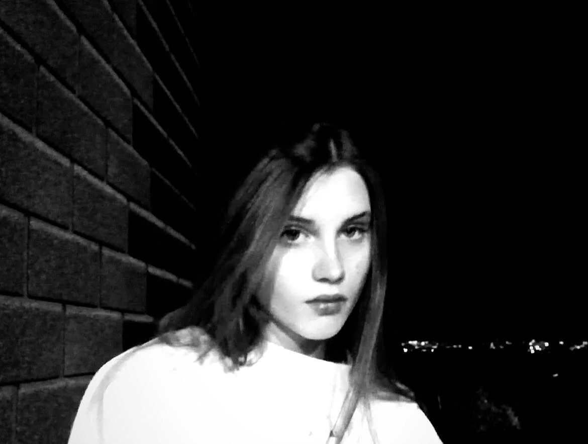 XXX Porn Photo of Nude yourbeautyarya 4
