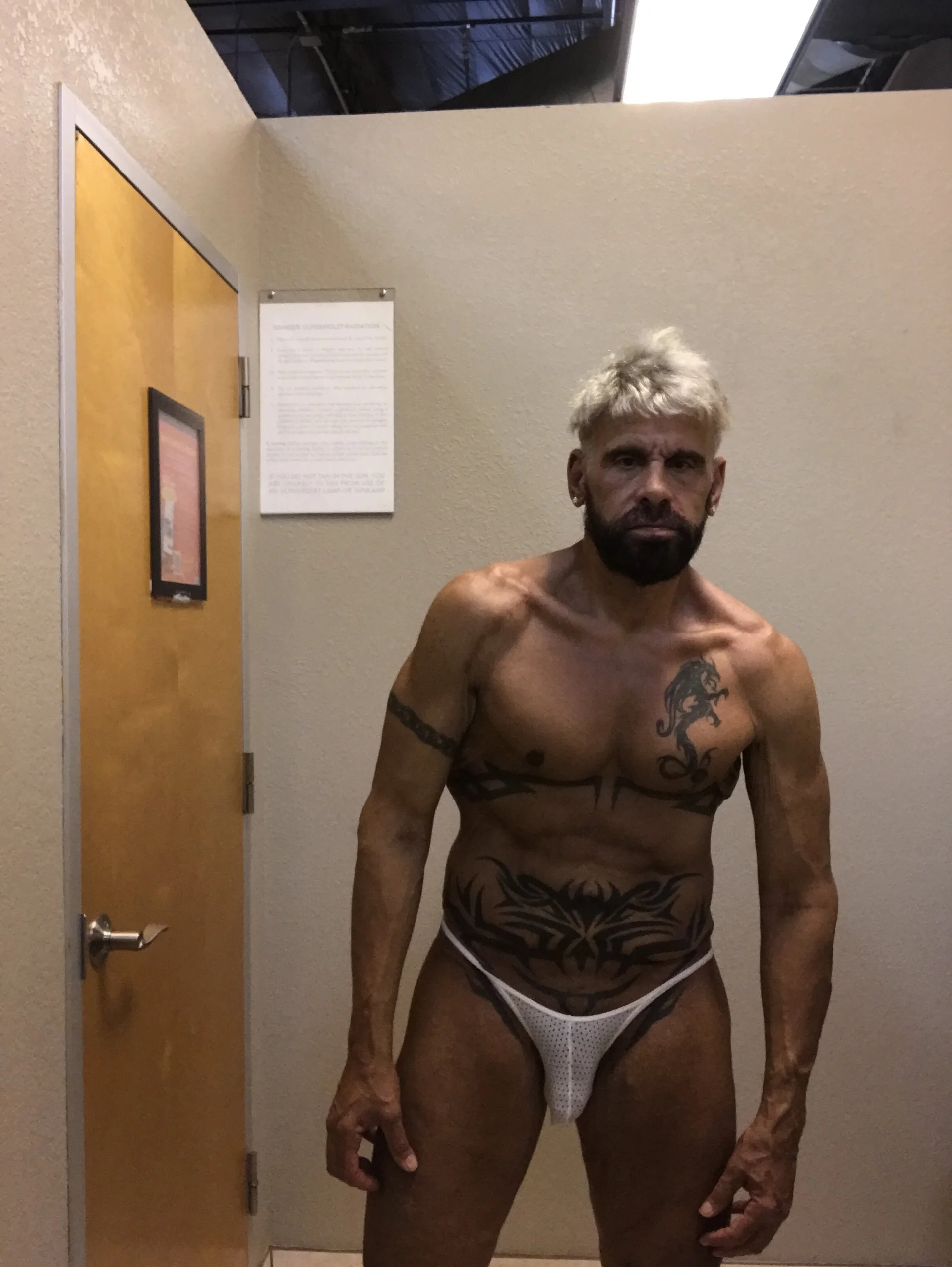 XXX Porn Photo of Nude joeydee1 15