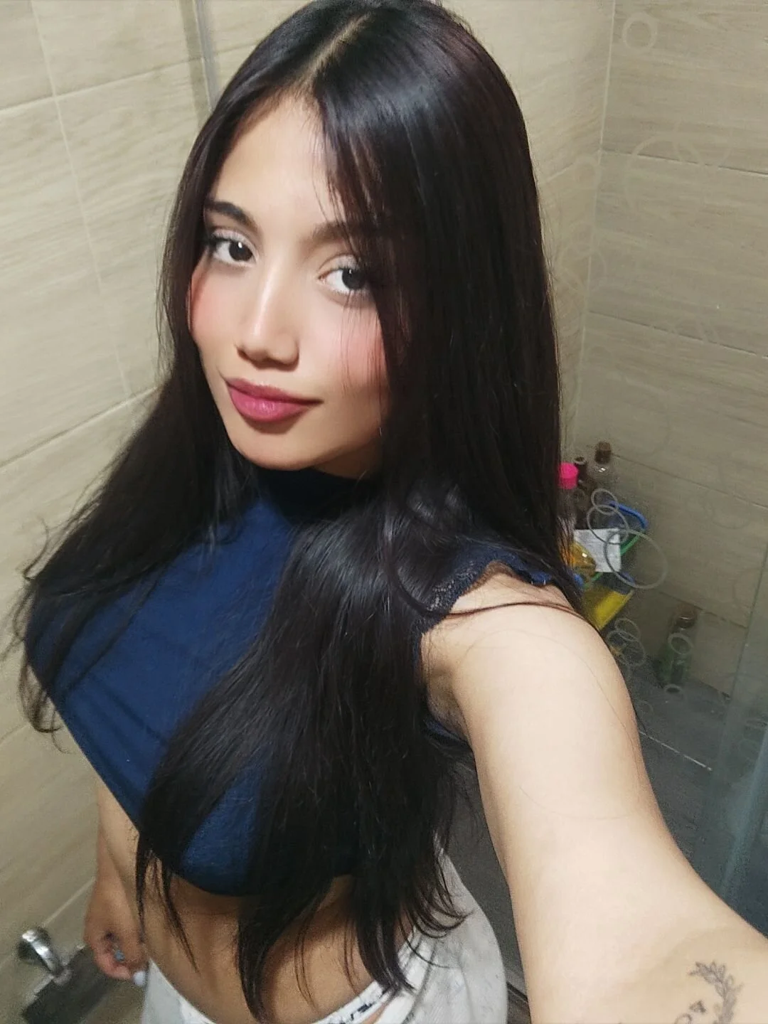 XXX Porn Photo of Nude ladymooncs 4