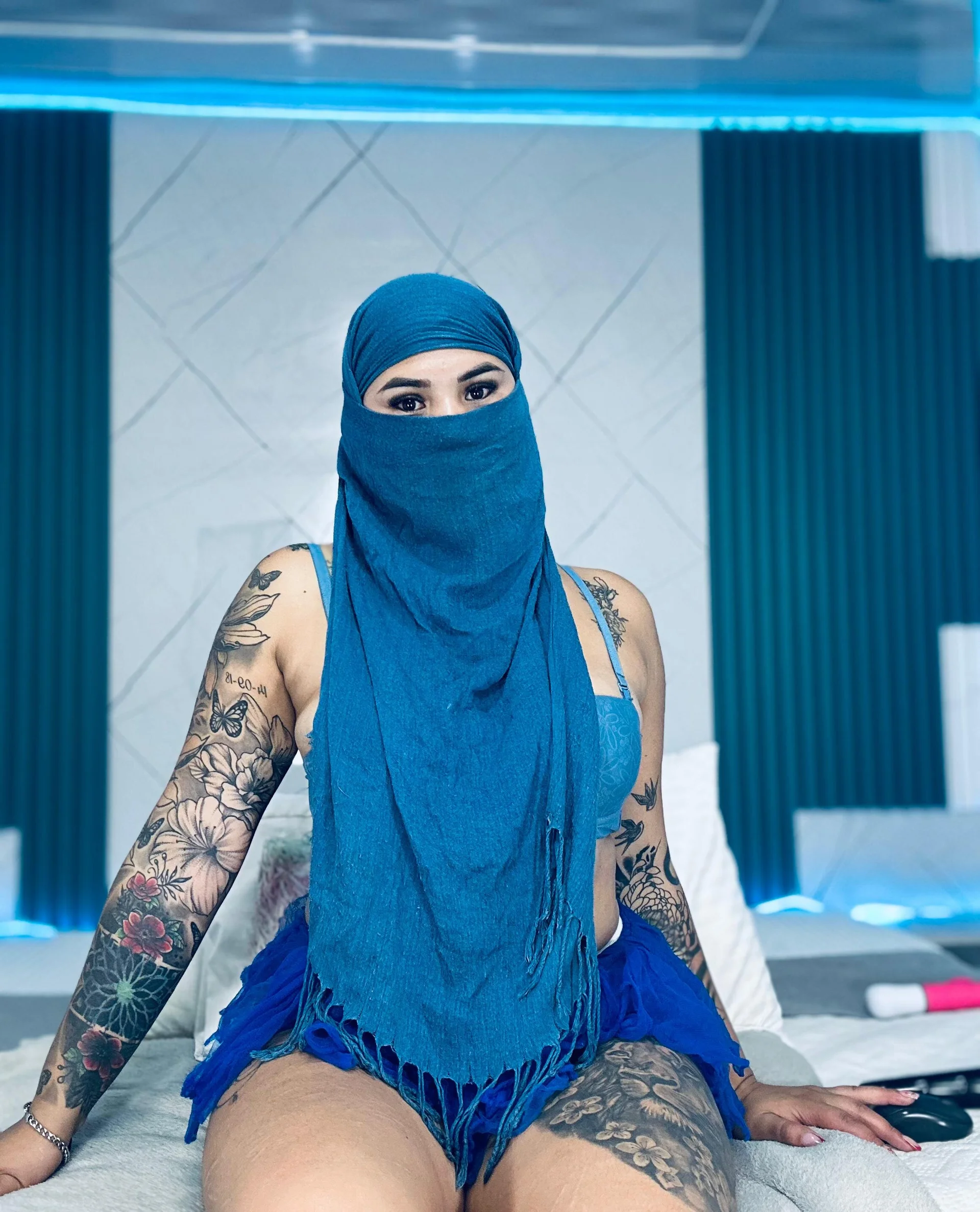 XXX Porn Photo of Nude Nayla-Mouna 56