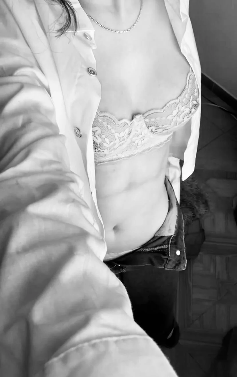 XXX Porn Photo of Nude LenaRoses 1