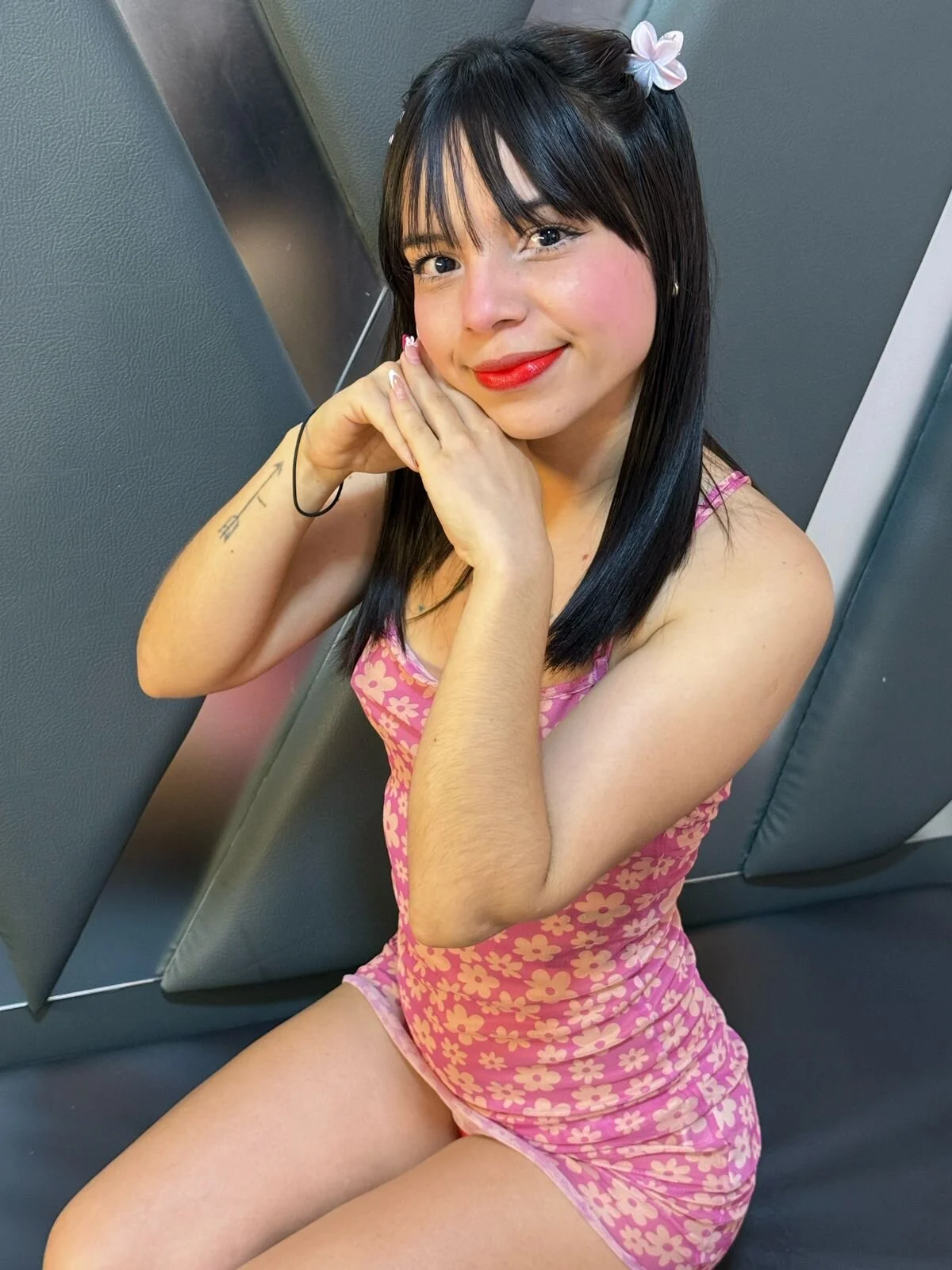 XXX Porn Photo of Nude Isaa_Skinny 28