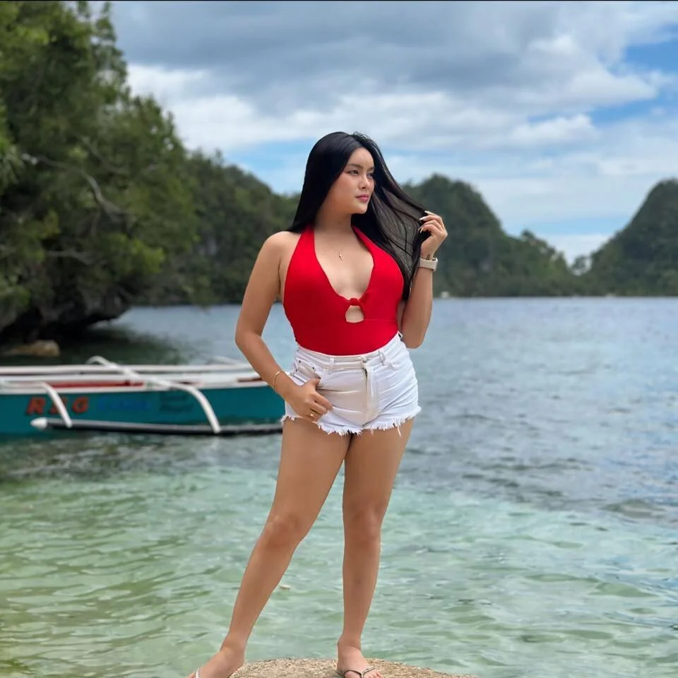 XXX Porn Photo of Nude lovejasminex 2